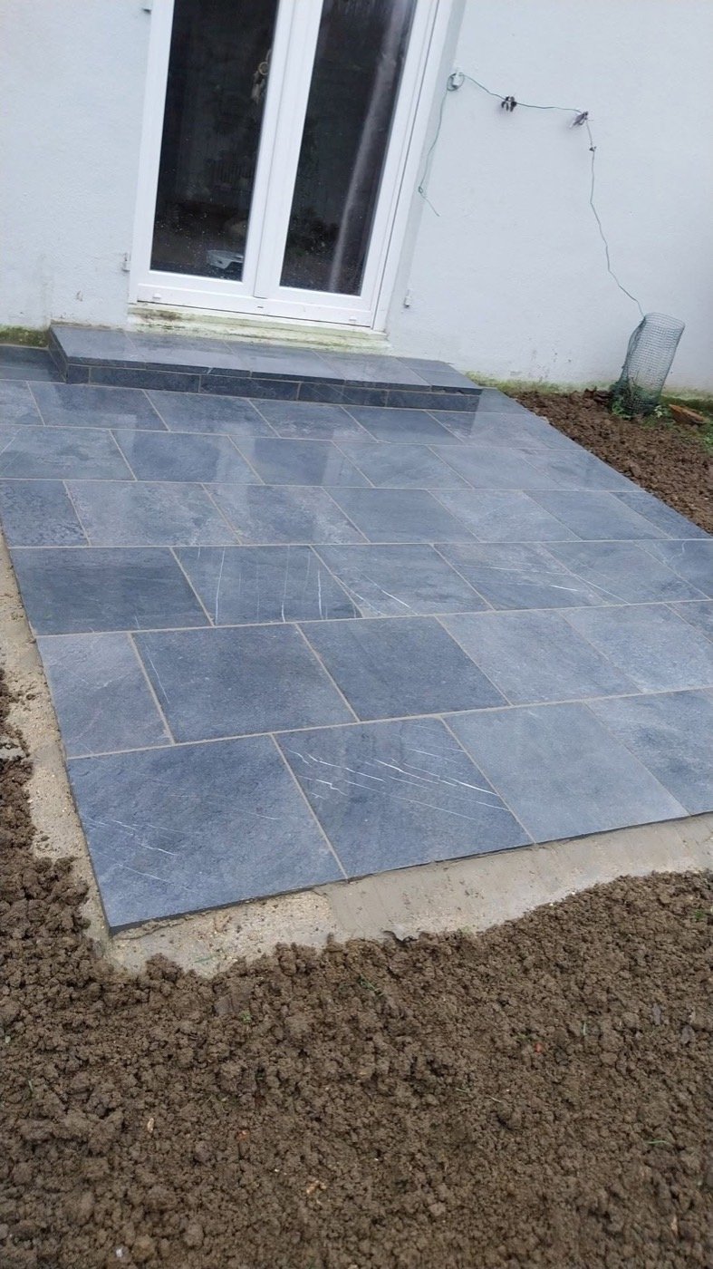 Terrasse en pierre bleue, EMS Pavage