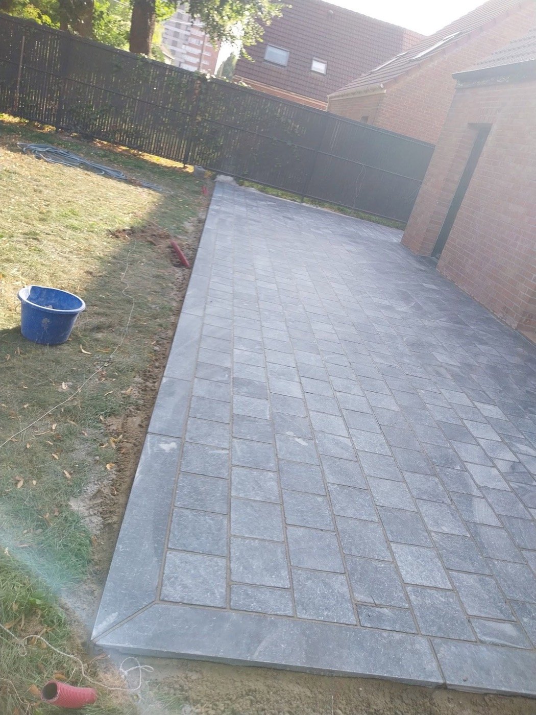 Chantier de pavage réalisé par EMS Pavage